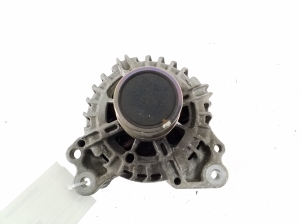 Skoda Octavia III (2013–2019) Generaator 04E903015 - 2