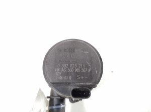 Skoda Octavia III (2013–2019) Tsirkulatsioonipump 5G0965567A - 2