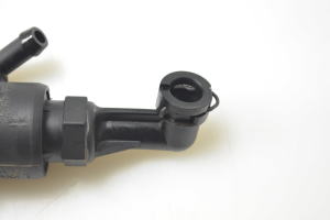 Hyundai Tucson (2015–2026) Clutch master cylinder - 3