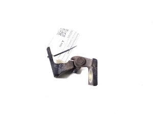Skoda Octavia III (2013–2019) Front door lower hinge 7N0831402A - 2