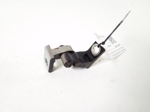   Rear side door upper hinge  - 8K0831402E 
