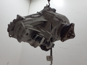 BMW 4 SERIES G22 (2020–2026) Esisilla reduktor 9469019 - 3