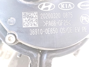 Hyundai Kona (2017–2023) Auxiliary water pump 369100E650 - 3