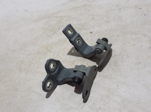 Rear side door upper hinge - 824016UA0A
