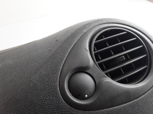 RENAULT Clio III (2005–2012) Dashboard and its parts 8200796281 - 5