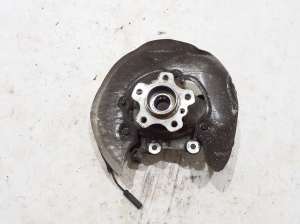 Rear wheel hub - 6879523