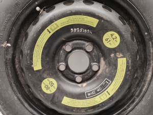  Spare wheel 