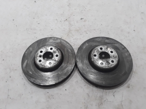 Priekšējais bremžu disks - 8858705