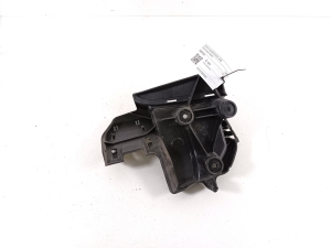 AUDI e-tron SUV (2018–2026) Rear bumper bracket 4KE807365 - 2
