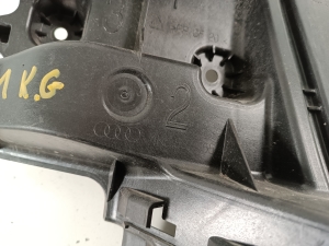 AUDI e-tron SUV (2018–2026) Rear bumper bracket 4KE807365 - 3