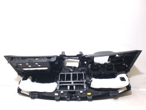 Hyundai Tucson (2015–2026) Salona panelis (torpēda) 84701N7800 - 4