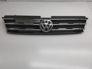  Front grill and parts thereof 
