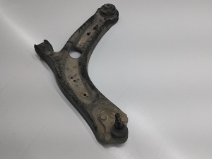 Volkswagen Tiguan (2017–2026) Querlenker vorne 3Q0407151L - 4