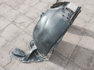  Front fender 