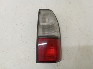 TOYOTA Land Cruiser 90 (1996–2002) Eckleuchte hinten 6089