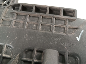 Hyundai Kona (2017–2023) Batteriehalter 37150K4000 - 2