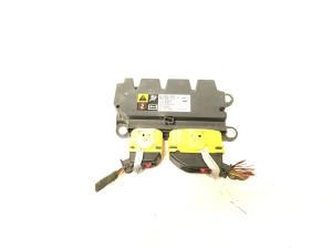   Airbag module  - 13514457 