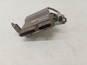 TOYOTA Land Cruiser 90 (1996–2002) Einspritzventilrelais 8987120030 - 2