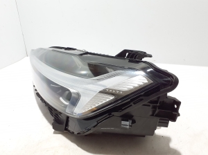 VOLVO XC60 (2017–2026) Esituli 32404705 - 2