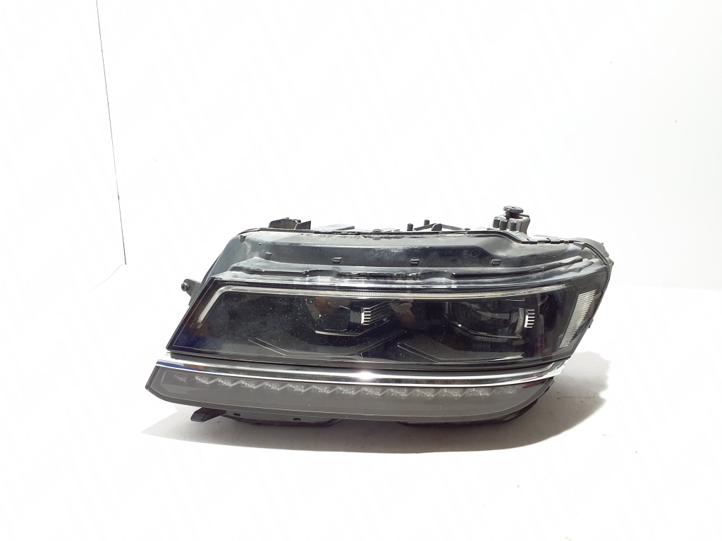 Volkswagen Tiguan (2017–2026) Scheinwerfer vorne 5NB941081A Volkswagen Tiguan (2017–2026) Scheinwerfer vorne 5NB941081A
