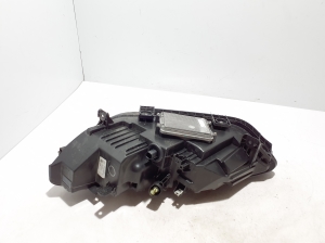 Tesla Model X X (2015–2026) Scheinwerfer vorne 1034319 - 4
