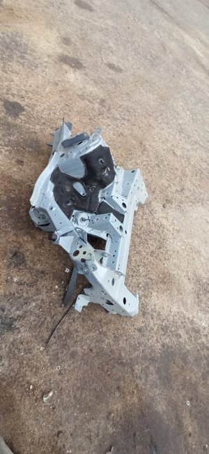 NISSAN Qashqai J-12 (2021–2026) Eesmine tugijalg F41206UAMA - 4