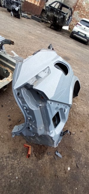   Aileron arrière et ses pièces 