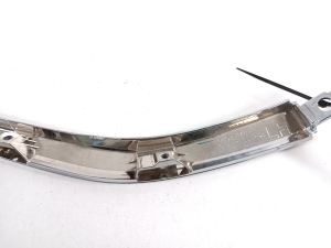 Mitsubishi Outlander (2012–2021) Chromleiste für die Frontstoßstange 6407A141 - 2