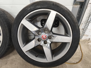 Jaguar XE (2015–2026) Velgede komplekt GX731007FA - 5