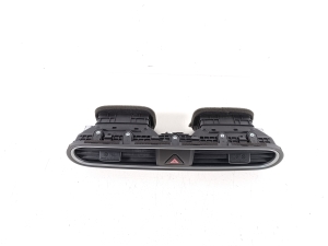 Hyundai Kona (2017–2023) Dashboard air vent grilles 97410J9000 - 3