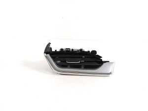 Dashboard air vent grilles - 5LA819701A