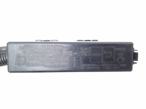 NISSAN Note E11 (2005–2014) Fuse box housing under the hood - 3