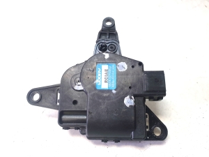 Hyundai Tucson (2015–2026) Salongi soojenduse klapi mootor EA1F0NX5LA - 2