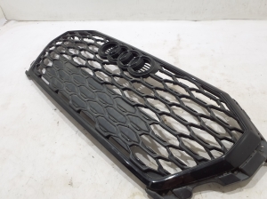 AUDI Q3 8U (2011–2018) Front grille 83F853651 - 2