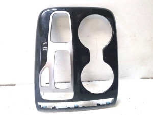 Gear lever trim - 84651N7800