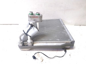 A/C condenser - T211207DEHGA31299725