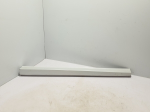 Moulure de porte avant - 8094304