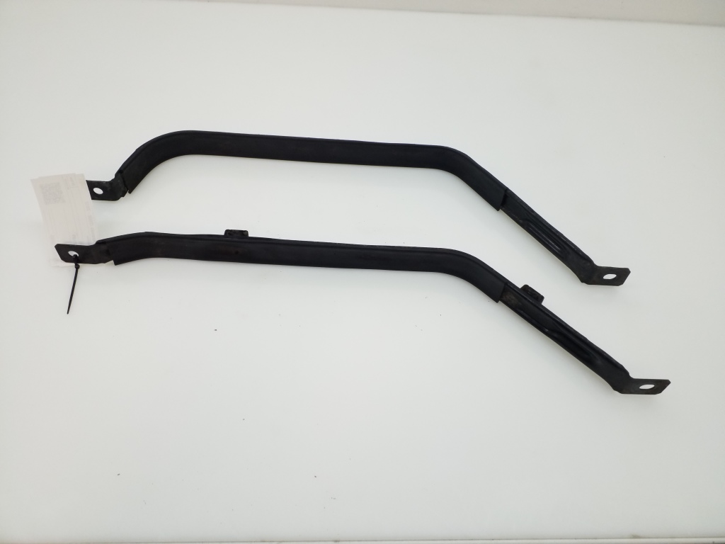 Used TOYOTA Avensis Fuel tank holder 7760205040