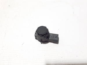 products.products.Front parking sensor - 32271797