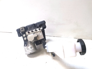 Hyundai Tucson (2015–2026) ABS unit BA60002390 - 5