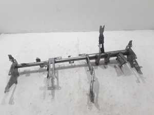   Armaturenbrettträger  - 678705513R 