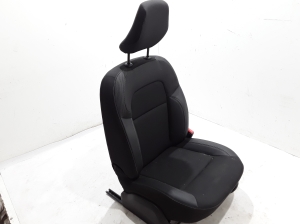 RENAULT Express IV (2021–2026) Vordersitz und seine Teile - 2