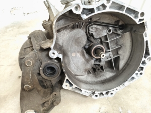 Opel Astra K (2015–2021) Gearbox 55593195 - 3