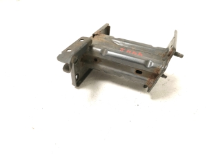 NISSAN X-Trail T32 (2013–2021) Shock absorber for front bumper beam 503411 - 5