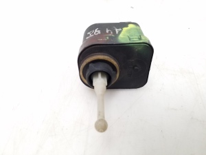 Headlight leveling motor - 
