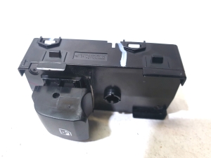Hyundai Tucson (2015–2026) Front door glass switch 93581N70504X - 2