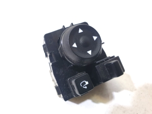 Mirror control switch - 93530N72004X