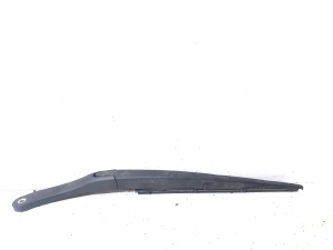 Hyundai Tucson (2015–2026) Rear squeegee leg - 2