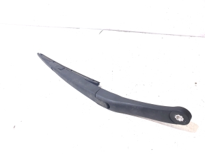 Hyundai Tucson (2015–2026) Rear squeegee leg - 4