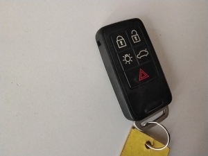 VOLVO V70 III (2007–2017) Ignition key V70 - 2